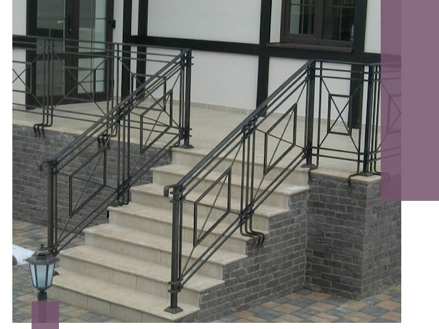 Перила для крыльца в Нурлате — монтаж, изготовление и установка