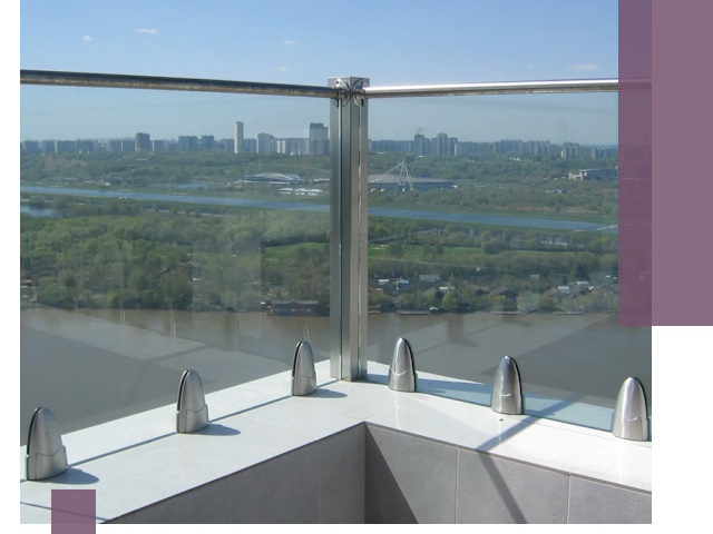 Стеклянные парапеты премиум класса в Нурлате для домов и бизнесов